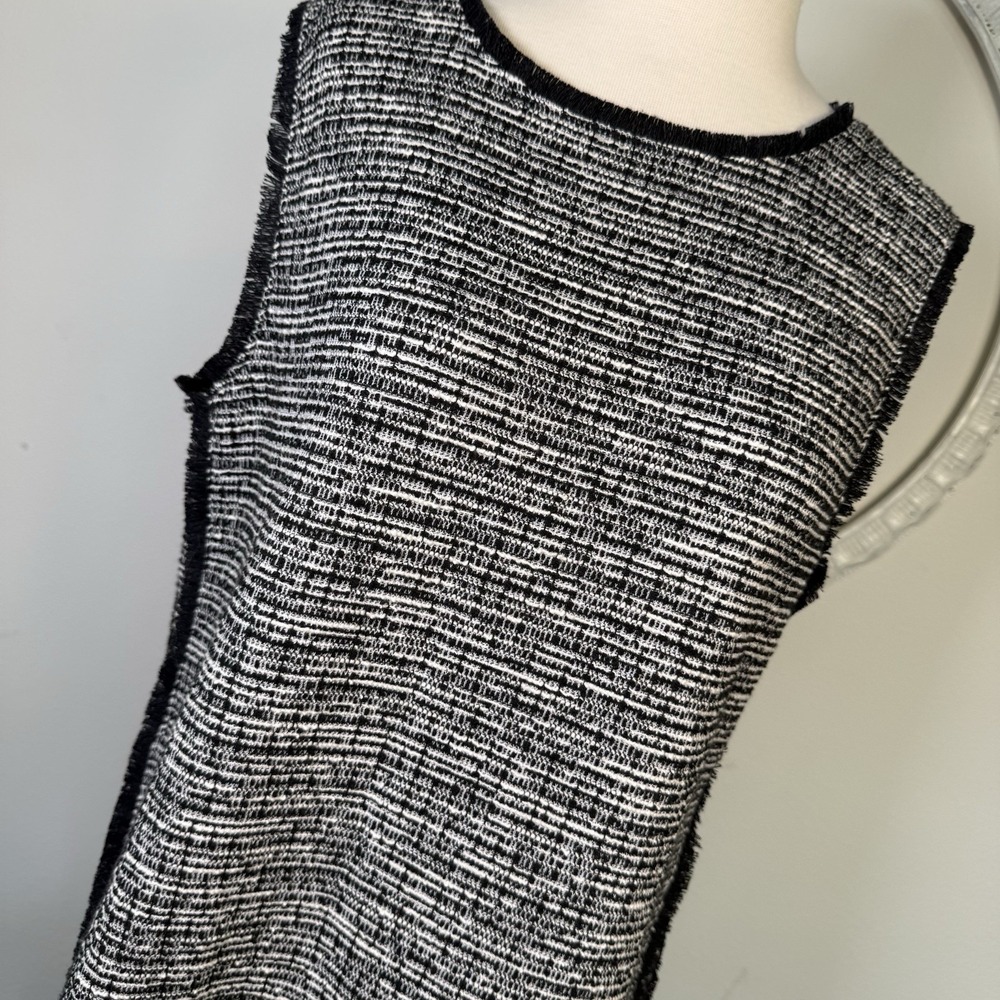 Banana Republic Sleeveless Black White Bolce Tweed Fringe Trim Top Tank Vest L